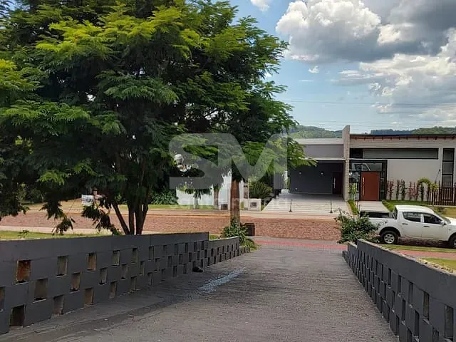 Casa com 1000m² 3 quartos e 3 banheiros, à venda, no bairro Ln. Colonia Bacia em Chapecó