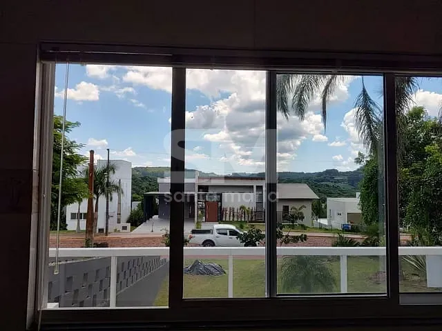Casa com 1000m² 3 quartos e 3 banheiros, à venda, no bairro Ln. Colonia Bacia em Chapecó