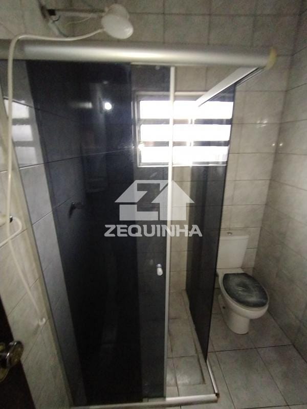 Casa para alugar com 2 quartos, 60m² - Foto 14