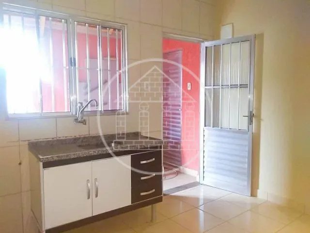 Casa com 150m² 1 quarto e 1 banheiro, à venda, no bairro Jardim Santa Terezinha (Parelheiros) em São Paulo