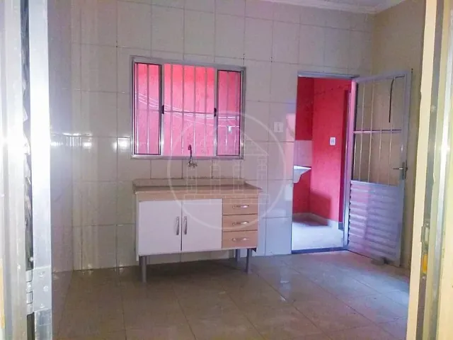 Casa com 150m² 1 quarto e 1 banheiro, à venda, no bairro Jardim Santa Terezinha (Parelheiros) em São Paulo