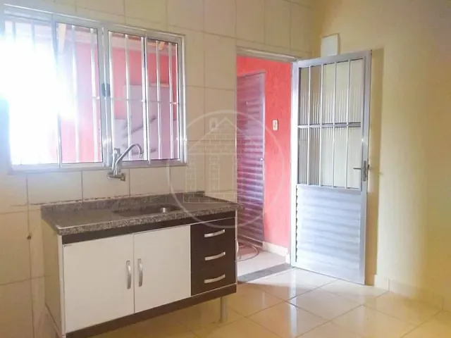 Casa com 150m² 1 quarto e 1 banheiro, à venda, no bairro Jardim Santa Terezinha (Parelheiros) em São Paulo