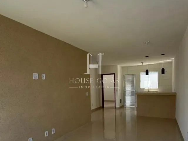 Casa 2 quartos e 2 banheiros, à venda, no bairro Jardim Marques de Abreu em Goiânia