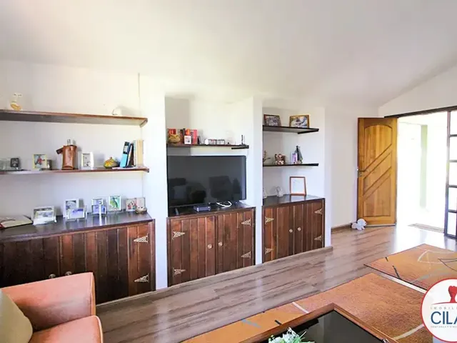 Casa 3 quartos e 3 banheiros, à venda, no bairro Bairro Alto em Curitiba