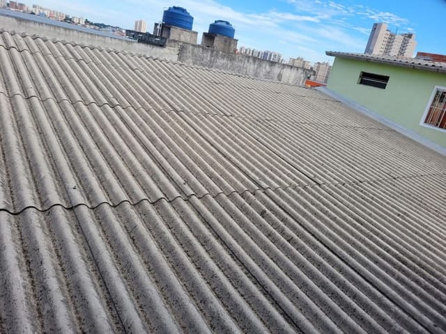 Casa com 230m² 7 quartos e 4 banheiros, à venda, no bairro Vila Yolanda em Osasco