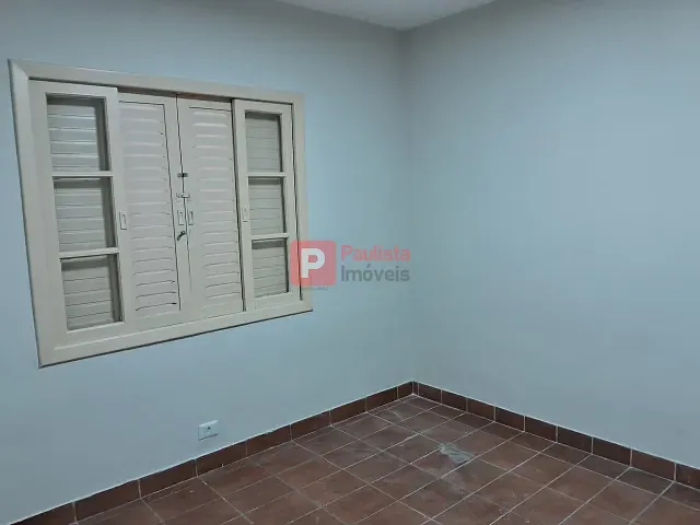 Casa com 100m² 1 quarto e 1 banheiro, para alugar, no bairro Campo Belo em São Paulo