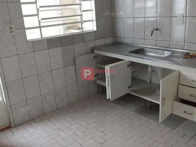 Casa com 100m² 1 quarto e 1 banheiro, para alugar, no bairro Campo Belo em São Paulo