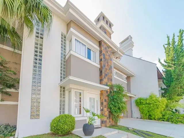 Casa com 405m² 5 quartos e 6 banheiros, para alugar, no bairro Santa Felicidade em Curitiba