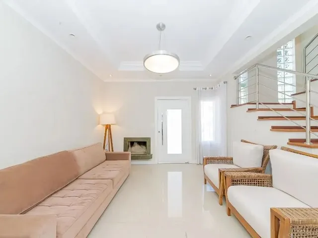Casa com 405m² 5 quartos e 6 banheiros, para alugar, no bairro Santa Felicidade em Curitiba