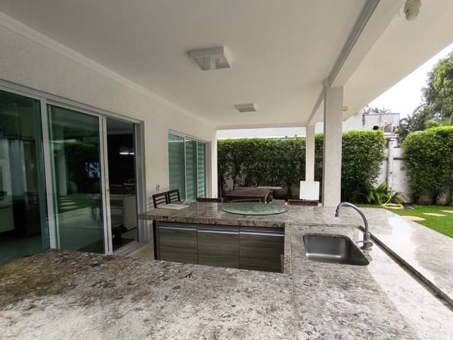 Casa com 420m² 5 quartos e 6 banheiros, à venda, no bairro Riviera em Bertioga