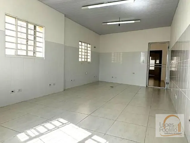 Casa com 123m² 5 quartos e 2 banheiros, à venda, no bairro Centro em Atibaia