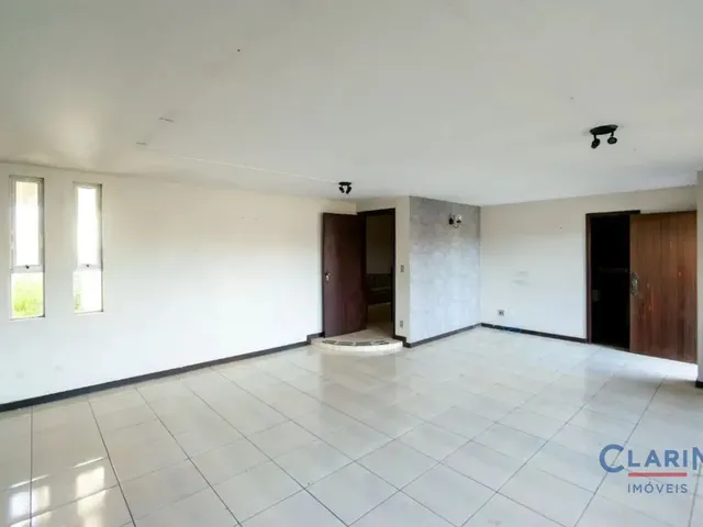 Casa à venda, no bairro CENTRO em Campo Largo