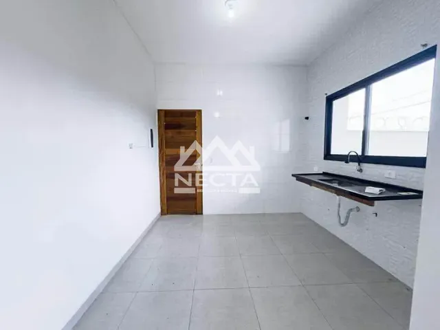 Casa com 180m² 3 quartos e 2 banheiros, à venda, no bairro Morro do Algodão em Caraguatatuba