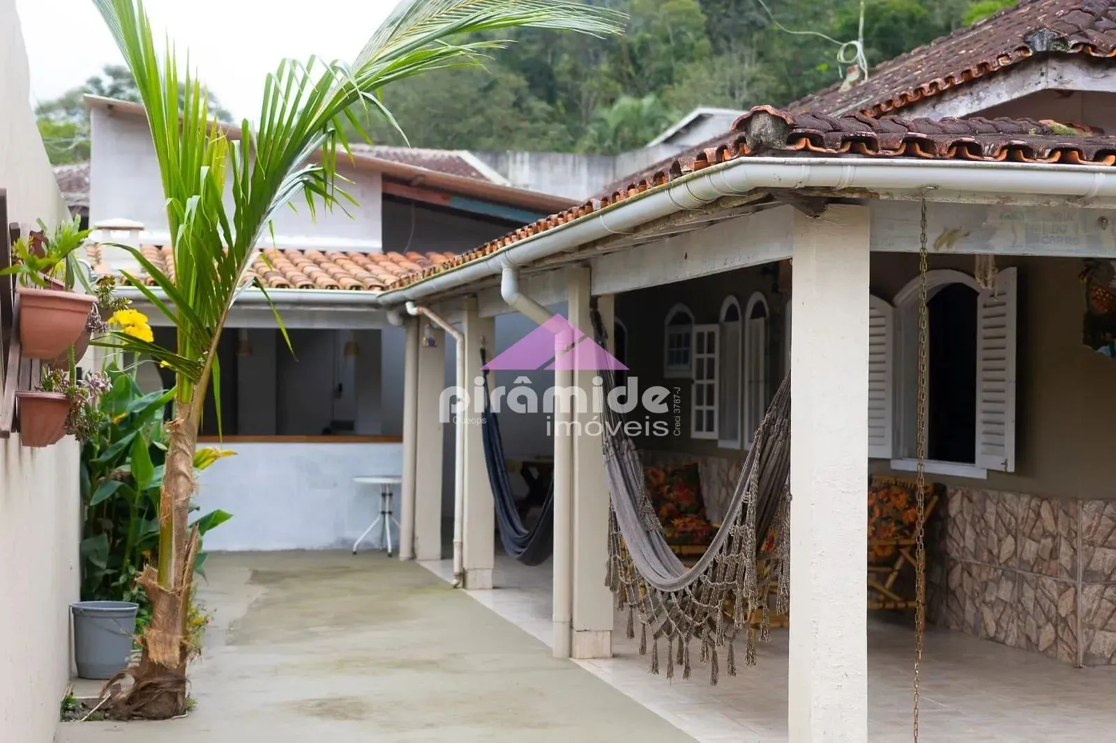Casa, 4 quartos, 160 m² - Foto 1