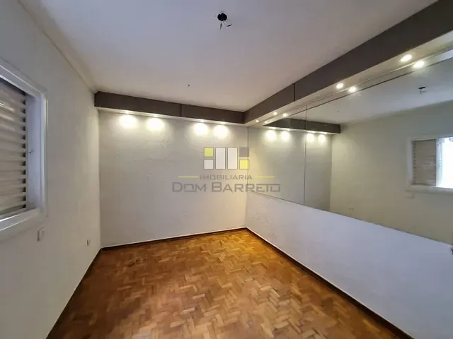 Casa com 250m² 2 quartos e 1 banheiro, à venda, no bairro Vila Santa Terezinha em Sumaré