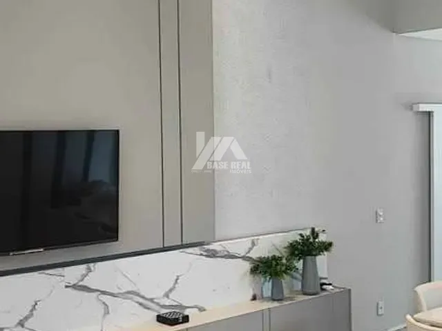 Casa 3 quartos e 3 banheiros, à venda, no bairro Contorno em Ponta Grossa