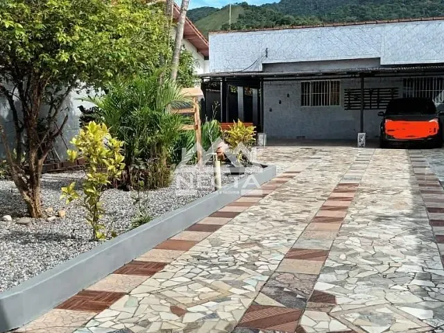 Casa com 444m² 3 quartos e 2 banheiros, à venda, no bairro Enseada em São Sebastião