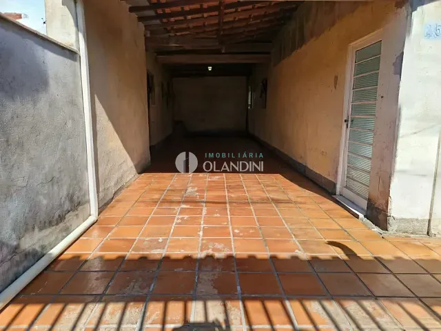 Casa 3 quartos e 2 banheiros, à venda, no bairro Jardim Planalto II em Artur Nogueira