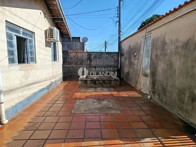 Casa 3 quartos e 2 banheiros, à venda, no bairro Jardim Planalto II em Artur Nogueira
