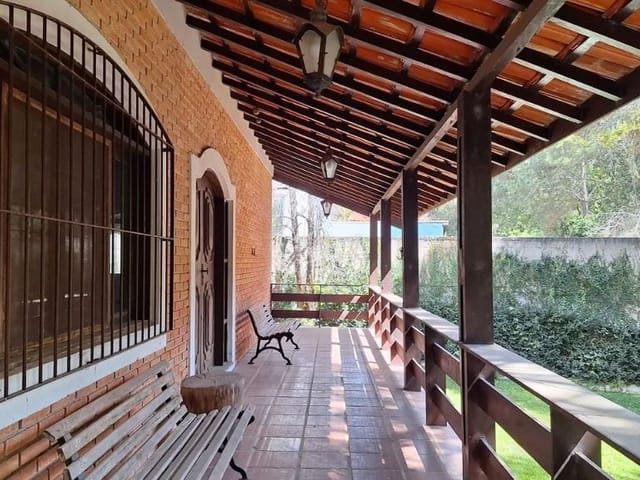 Casa com 750m² 4 quartos e 3 banheiros, à venda, no bairro Morada do Sol em Santana de Parnaíba
