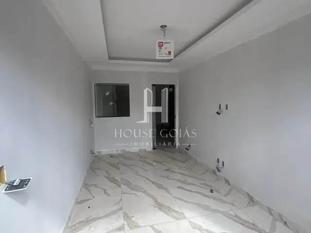 Casa com 100m² 2 quartos e 1 banheiro, à venda, no bairro Residencial Português em Goiânia