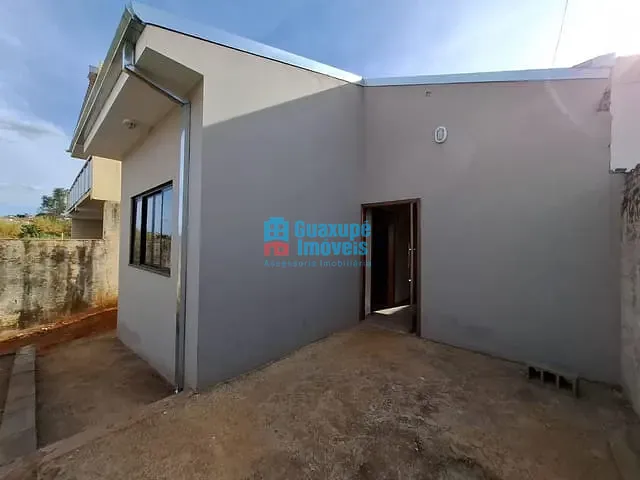 Casa com 250m² 2 quartos e 1 banheiro, à venda, no bairro Jardim Miriam em Muzambinho