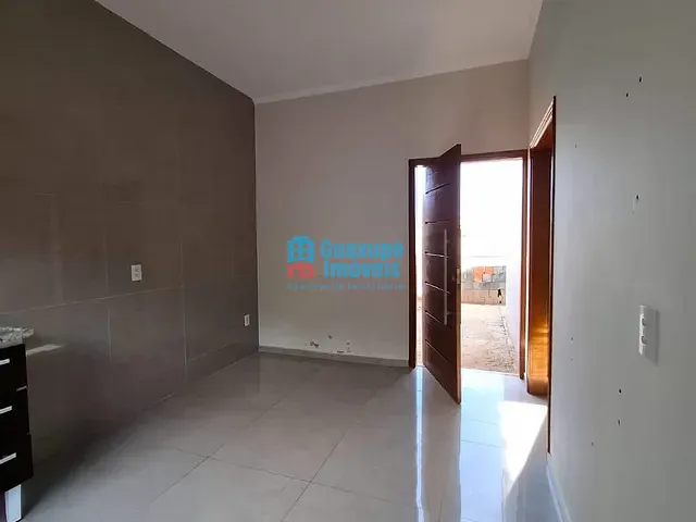 Casa com 250m² 2 quartos e 1 banheiro, à venda, no bairro Jardim Miriam em Muzambinho