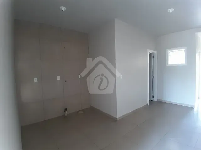 Casa 2 quartos e 1 banheiro, para alugar, no bairro Canabarro em Teutônia