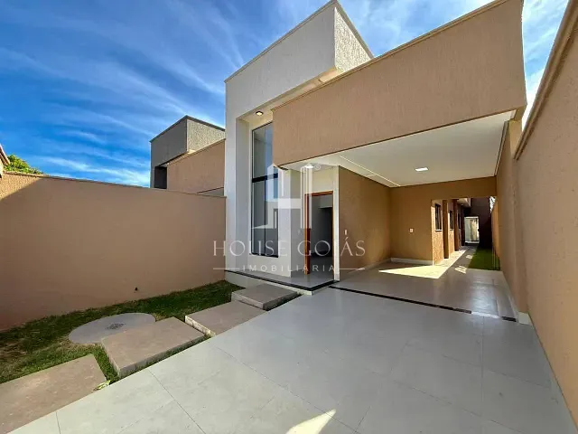 Casa com 206m² 3 quartos e 4 banheiros, à venda, no bairro Vila Oliveira em Aparecida de Goiânia
