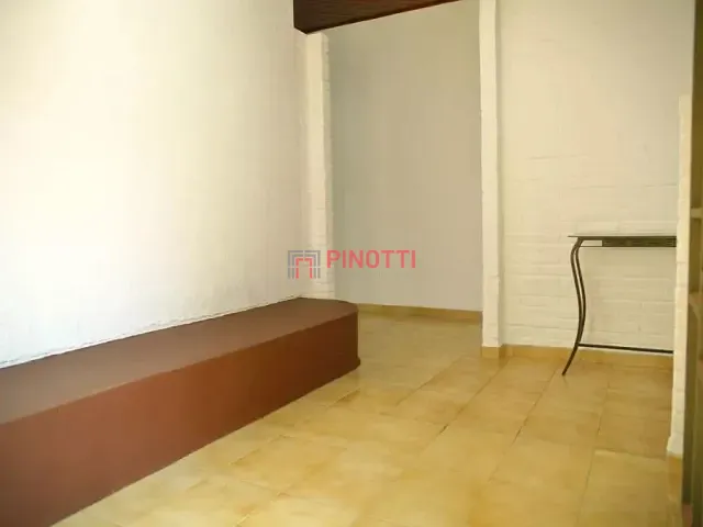 Casa 2 quartos e 3 banheiros, à venda ou para alugar, no bairro Jardim do Mar em São Bernardo do Campo