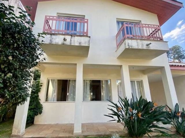 Casa com 664m² 4 quartos e 4 banheiros, à venda, no bairro Jardim Bolivia em Jandira