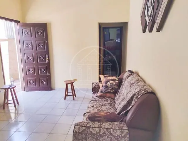 Casa com 125m² 2 quartos e 2 banheiros, à venda, no bairro Aviação em Praia Grande