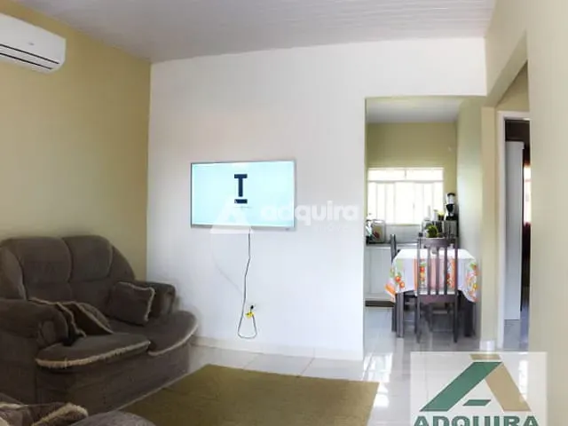 Casa 2 quartos e 2 banheiros, à venda, no bairro Nova Rússia em Ponta Grossa