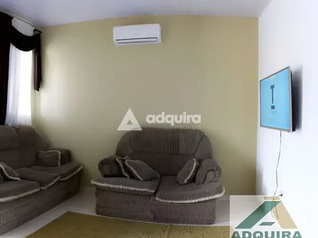 Casa 2 quartos e 2 banheiros, à venda, no bairro Nova Rússia em Ponta Grossa