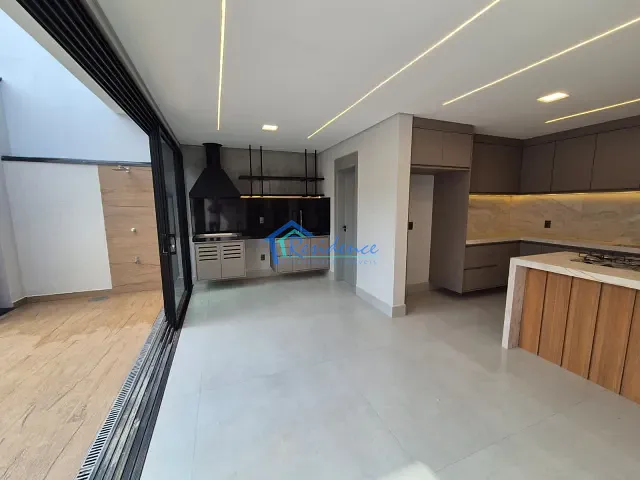 Casa com 300m² 3 quartos e 4 banheiros, à venda, no bairro Residencial London Park em Indaiatuba
