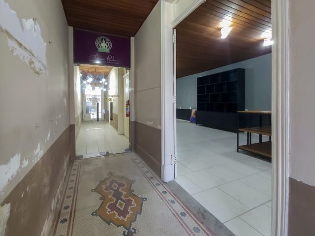 Casa com 279m² 7 quartos e 3 banheiros, à venda, no bairro Centro em Pelotas