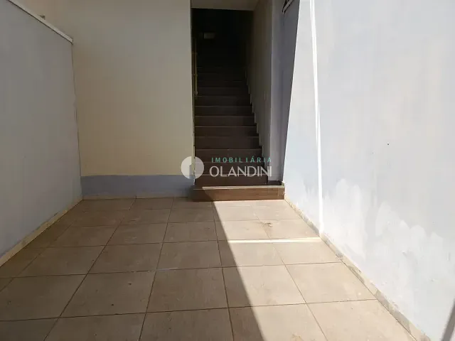 Casa 2 quartos e 1 banheiro, para alugar, no bairro Residencial da Torre em Artur Nogueira