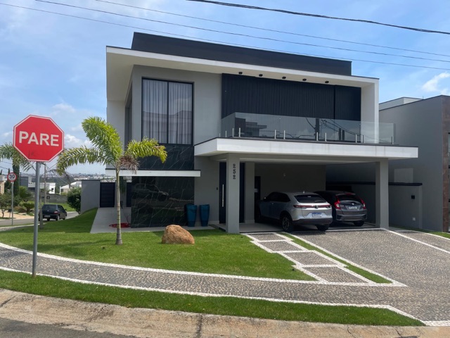 Casa com 452m² 4 quartos e 3 banheiros, à venda, no bairro Swiss Park em Campinas