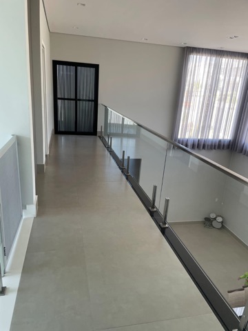 Casa com 452m² 4 quartos e 3 banheiros, à venda, no bairro Swiss Park em Campinas