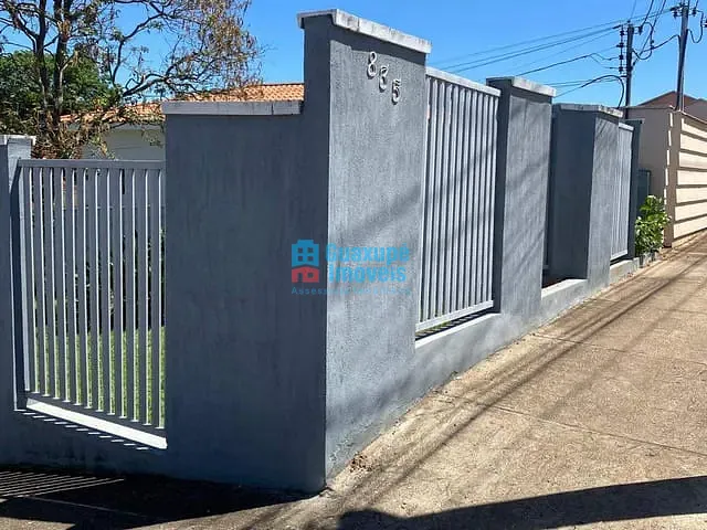 Casa 2 quartos e 2 banheiros, à venda, no bairro Residencial Chico Zerbini em Guaxupé