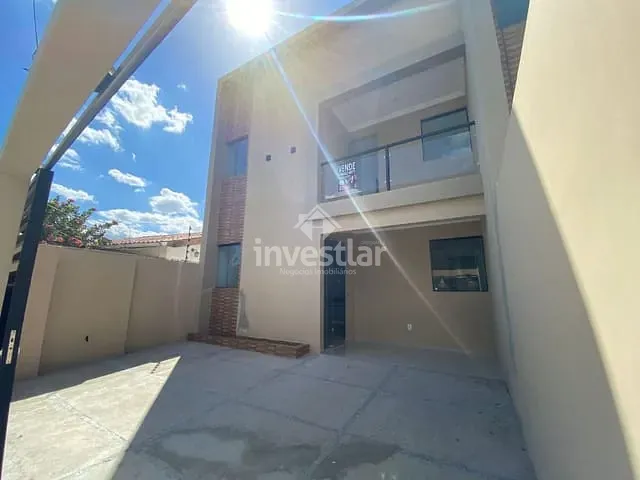 Casa 2 quartos e 1 banheiro, à venda, no bairro Dinamérica em Campina Grande