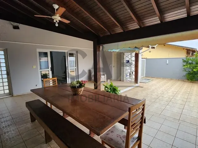 Casa 3 quartos e 3 banheiros, à venda, no bairro Gastaldo em Jaguariúna