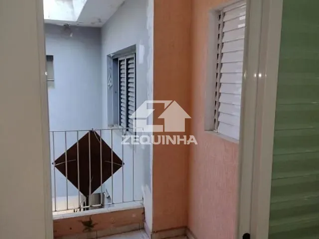 Casa com 100m² 2 quartos e 2 banheiros, para alugar, no bairro Vila Yara em Osasco