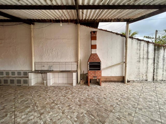 Casa com 210m² 2 quartos e 1 banheiro, à venda, no bairro Indaiá em Bertioga