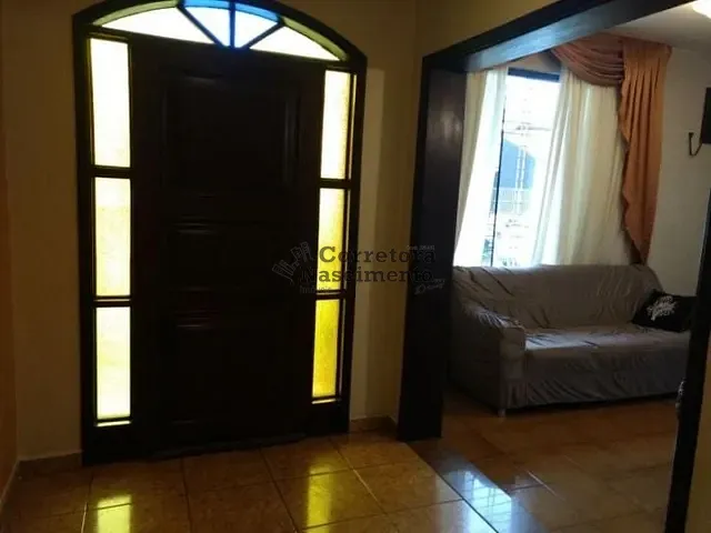 Casa com 300m² 5 quartos e 1 banheiro, à venda, no bairro Centro em Jacareí