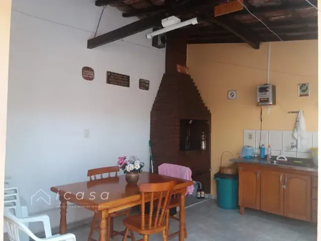 Casa com 208m² 3 quartos e 2 banheiros, à venda, no bairro Jardim Caçapava em Caçapava
