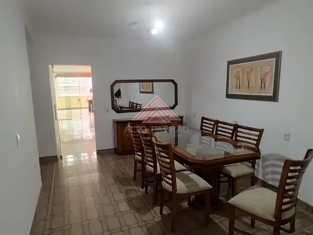 Casa com 250m² 3 quartos e 4 banheiros, para alugar, no bairro Parque das Américas em Mauá