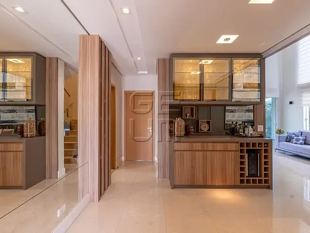 Casa 3 quartos e 4 banheiros, à venda, no bairro Vivendas do Arvoredo em Londrina