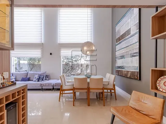 Casa 3 quartos e 4 banheiros, à venda, no bairro Vivendas do Arvoredo em Londrina