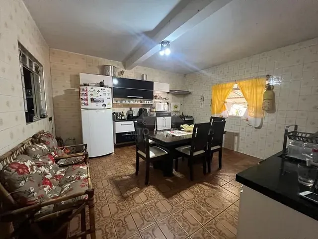 Casa com 223m² 2 quartos e 2 banheiros, à venda, no bairro Parque das Américas em Mauá
